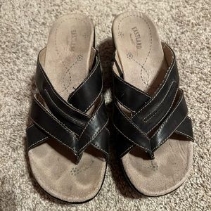 Eastland‎ Sandals 6